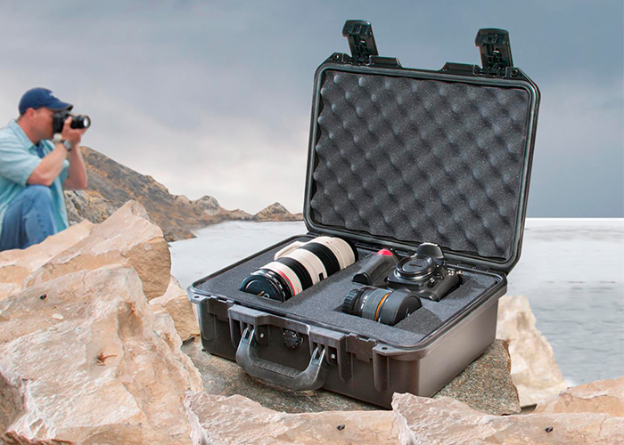 PELICAN STORM CASE iM2200