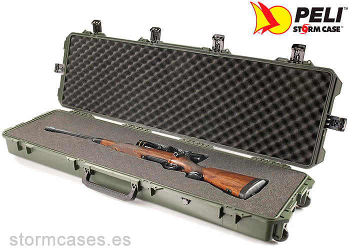 PELICAN STORM CASE iM3300 Person